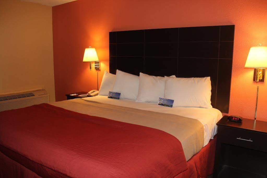 Red Roof Inn & Suites San Angelo Eksteriør billede